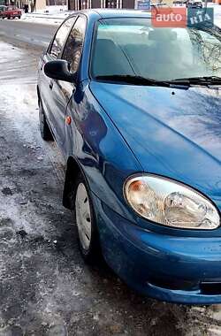 Седан Daewoo Lanos 2008 в Умані