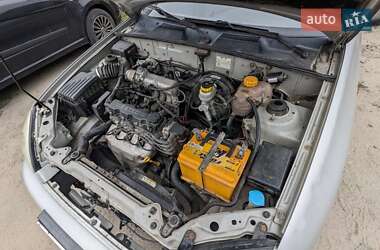 Седан Daewoo Lanos 2003 в Кременчуге