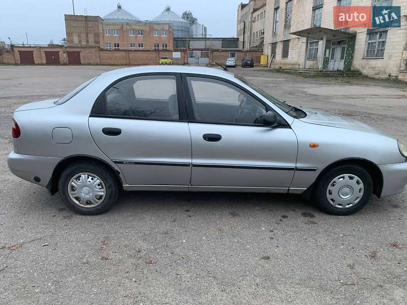 Седан Daewoo Lanos 2006 в Яготине