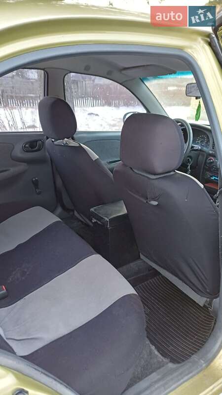 Седан Daewoo Lanos 2007 в Дубровице