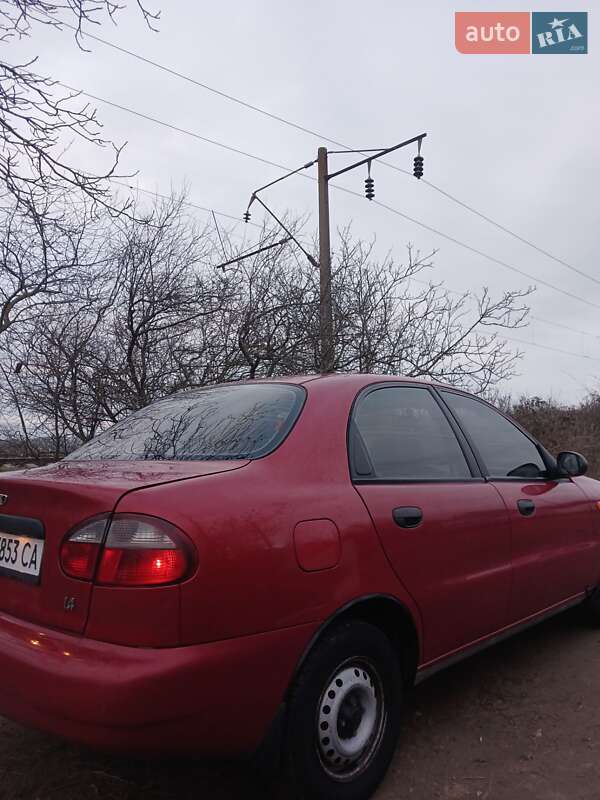 Седан Daewoo Lanos 2008 в Молодежном