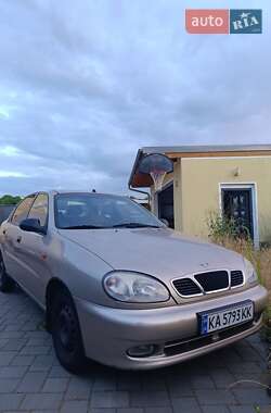 Седан Daewoo Lanos 2003 в Києві