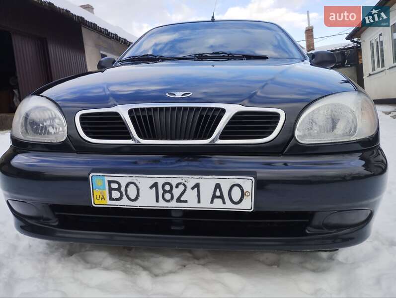 Седан Daewoo Lanos 2009 в Монастыриске