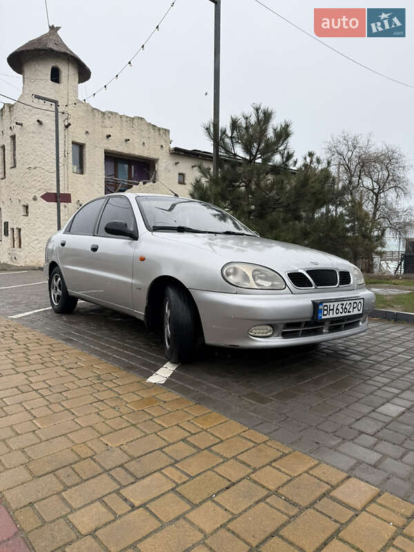 Седан Daewoo Lanos 2003 в Черноморске
