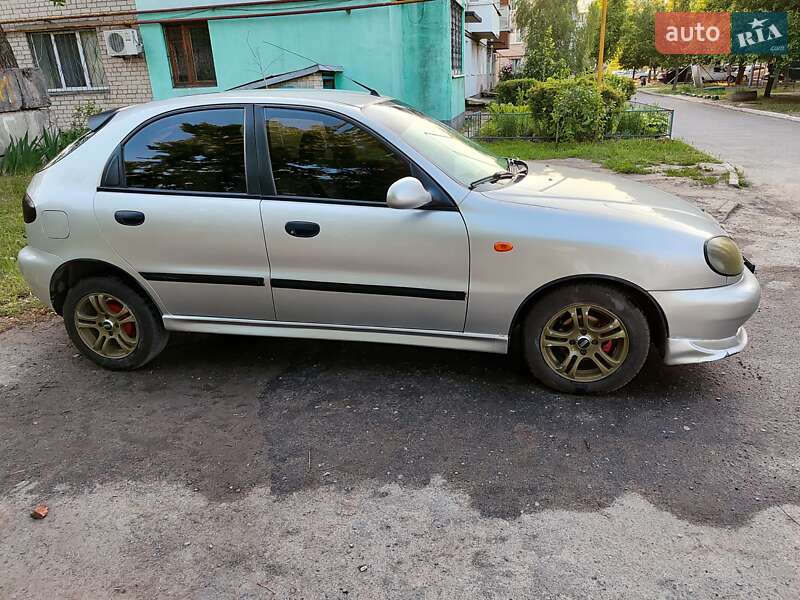 Хэтчбек Daewoo Lanos 2004 в Днепре