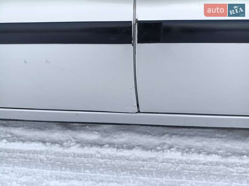 Седан Daewoo Lanos 2006 в Ромнах