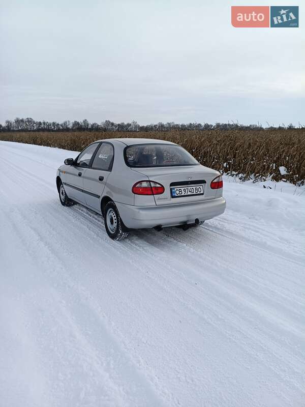 Седан Daewoo Lanos 2006 в Ромнах