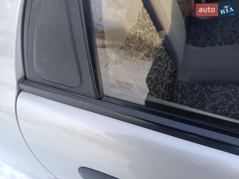 Седан Daewoo Lanos 2006 в Ромнах