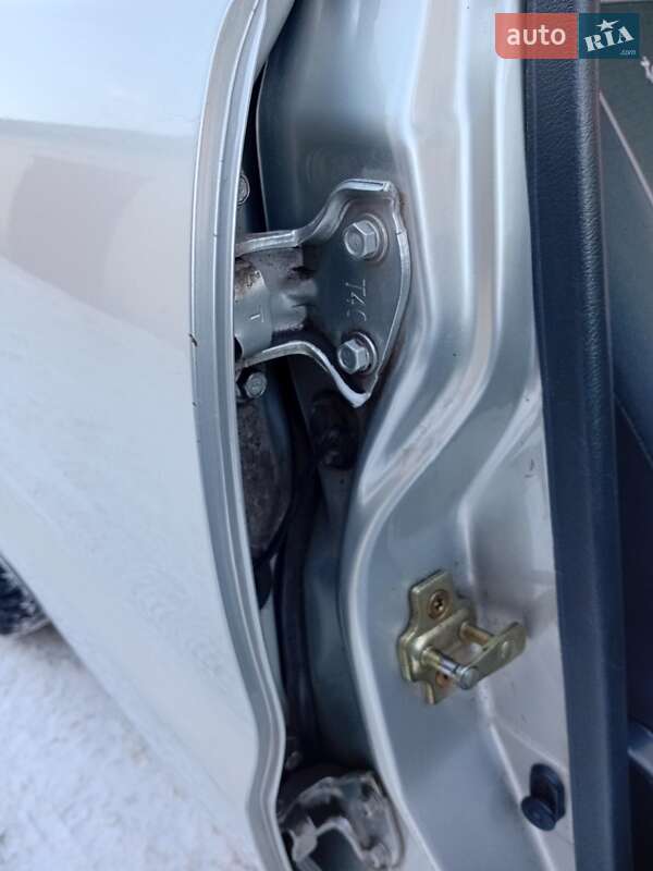 Седан Daewoo Lanos 2004 в Житомирі