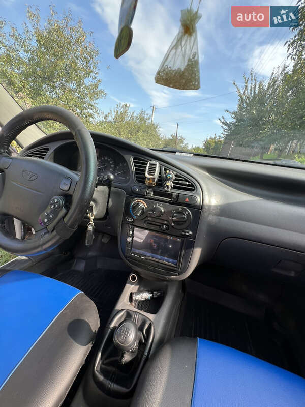 Седан Daewoo Lanos 1998 в Полтаві