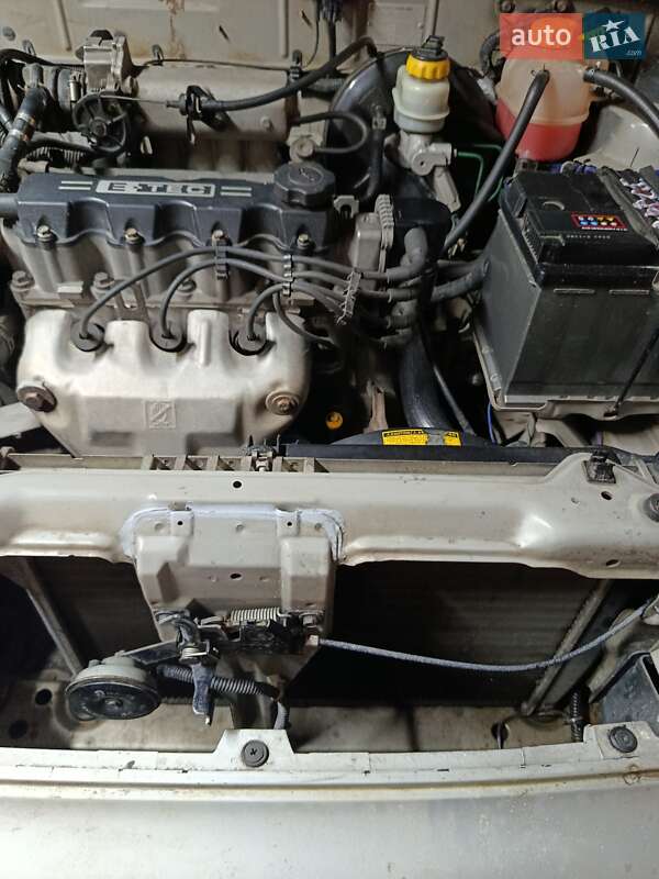 Седан Daewoo Lanos 2006 в Днепре