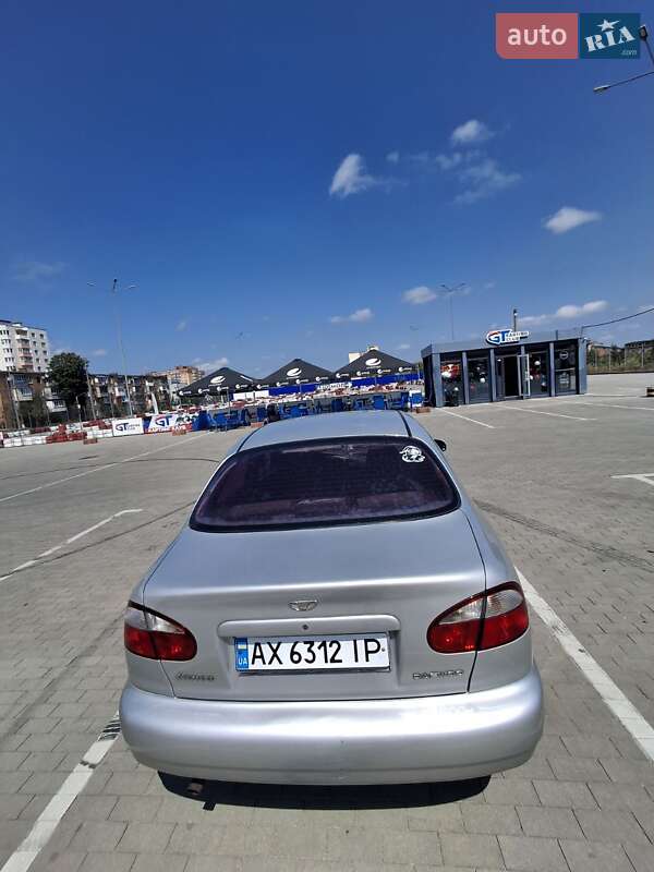Седан Daewoo Lanos 2004 в Виннице
