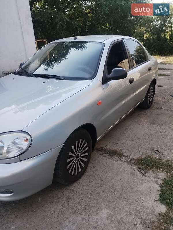 Седан Daewoo Lanos 2007 в Новомосковске