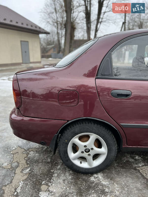 Седан Daewoo Lanos 2010 в Ивано-Франковске