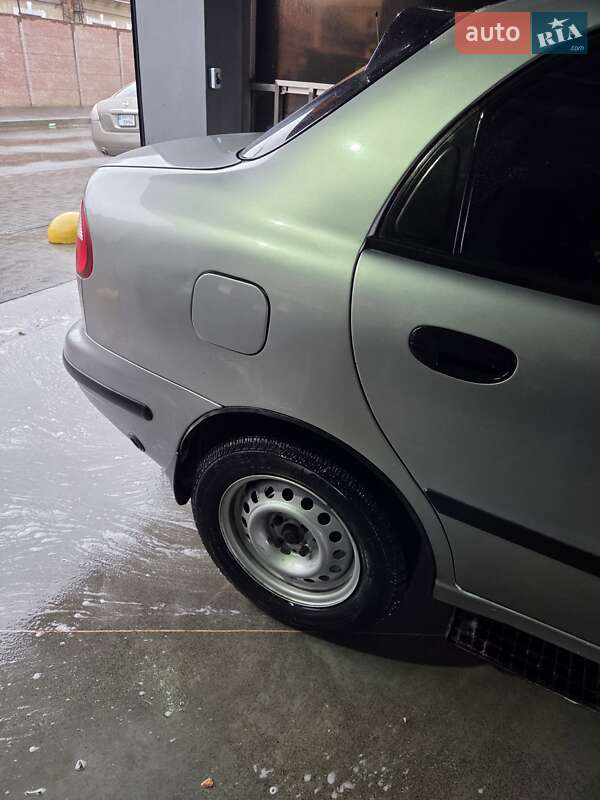 Седан Daewoo Lanos 1998 в Одессе