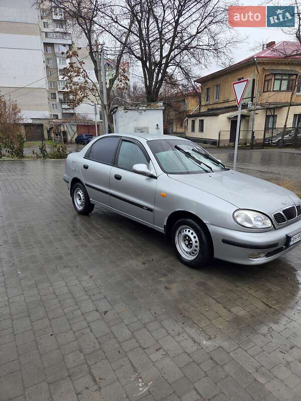Седан Daewoo Lanos 1998 в Одессе