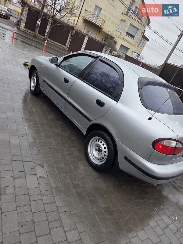 Седан Daewoo Lanos 1998 в Одессе