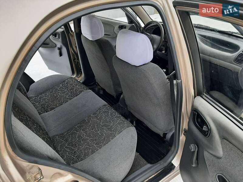 Седан Daewoo Lanos 2007 в Житомире