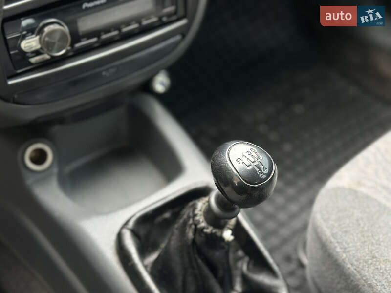 Седан Daewoo Lanos 2004 в Трускавце