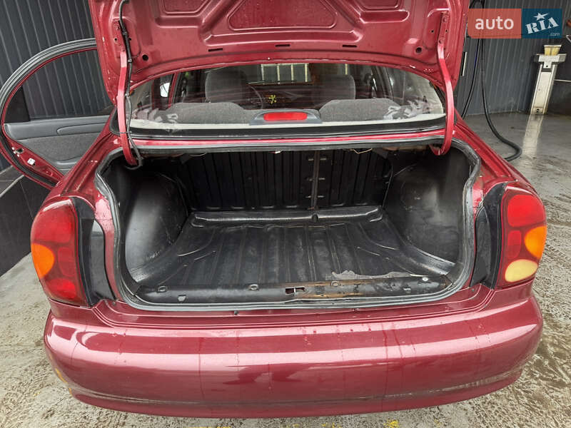 Седан Daewoo Lanos 2013 в Житомире