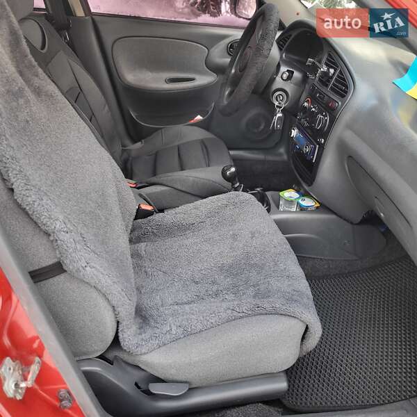 Седан Daewoo Lanos 2008 в Киеве