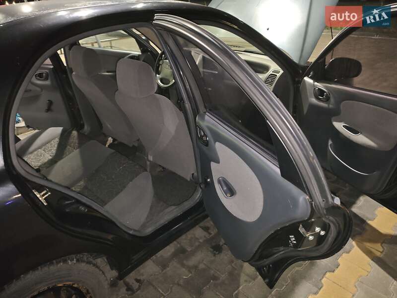 Седан Daewoo Lanos 2006 в Николаеве