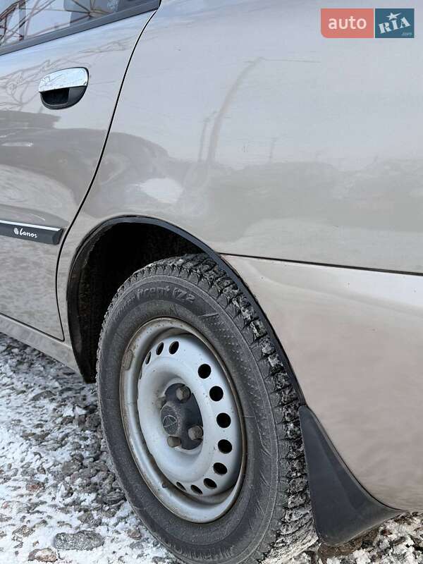 Седан Daewoo Lanos 2008 в Лубнах