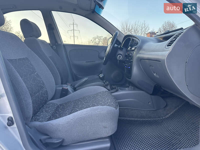 Седан Daewoo Lanos 2007 в Днепре