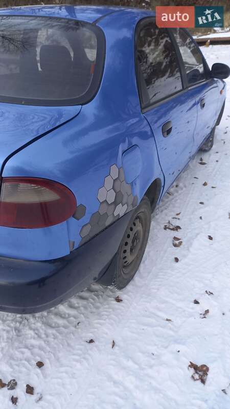 Седан Daewoo Lanos 2007 в Косове