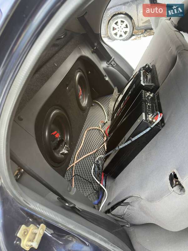 Седан Daewoo Lanos 2004 в Черновцах