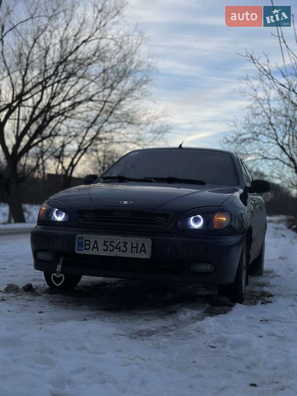 Седан Daewoo Lanos 2004 в Черновцах