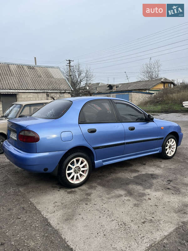 Седан Daewoo Lanos 2007 в Новомосковске