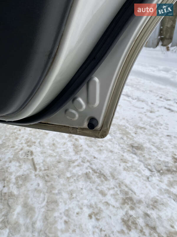 Седан Daewoo Lanos 2003 в Днепре