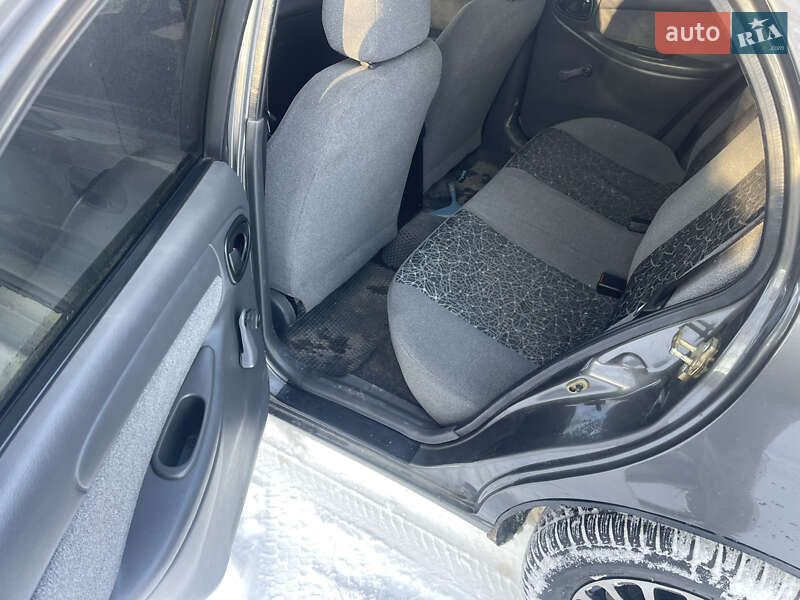 Седан Daewoo Lanos 2012 в Запорожье