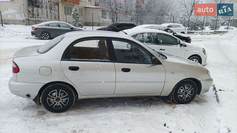 Седан Daewoo Lanos 2008 в Чернигове