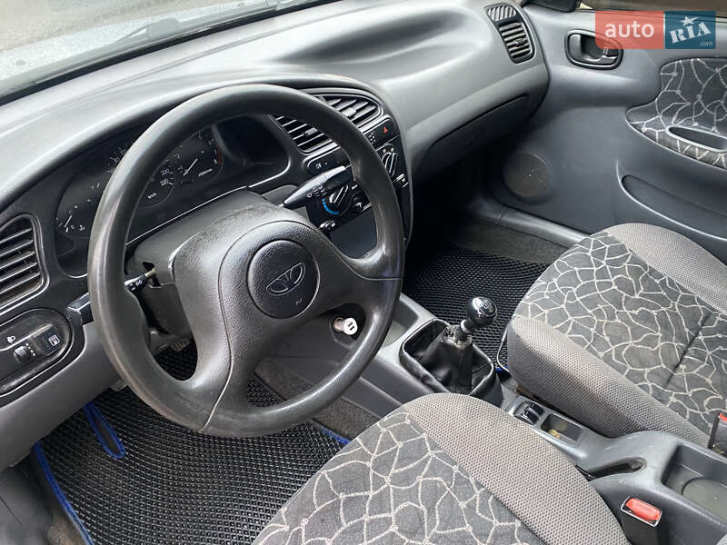 Хэтчбек Daewoo Lanos 2003 в Харькове