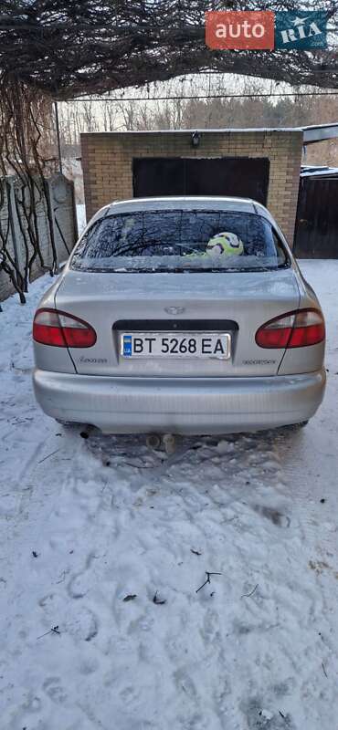 Седан Daewoo Lanos 2003 в Великой Александровке