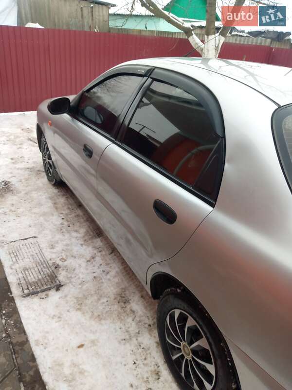 Седан Daewoo Lanos 2008 в Гребенке