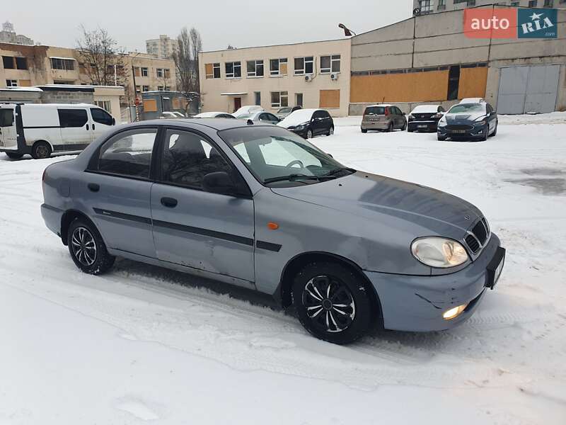 Седан Daewoo Lanos 2011 в Києві