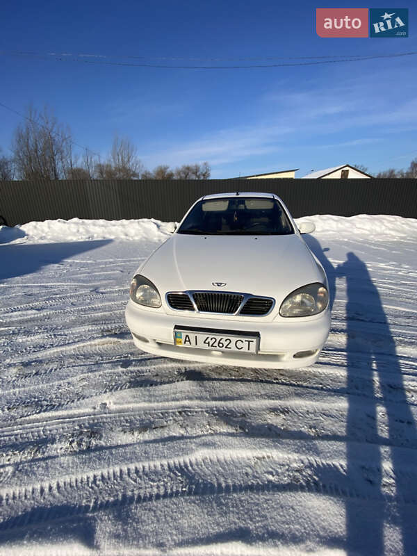 Седан Daewoo Lanos 2008 в Березане
