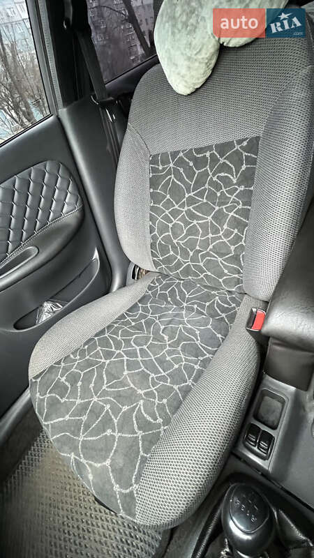 Седан Daewoo Lanos 2003 в Новомосковську фото 11 Седан Daewoo Lanos 2003 в Новомосковську