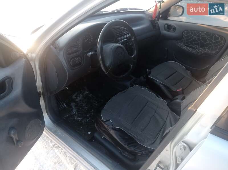 Седан Daewoo Lanos 2003 в Теребовле