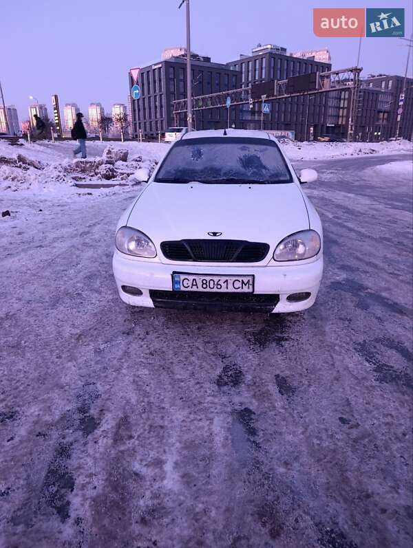 Седан Daewoo Lanos 2004 в Києві