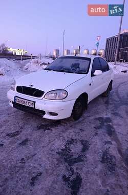 Седан Daewoo Lanos 2004 в Киеве