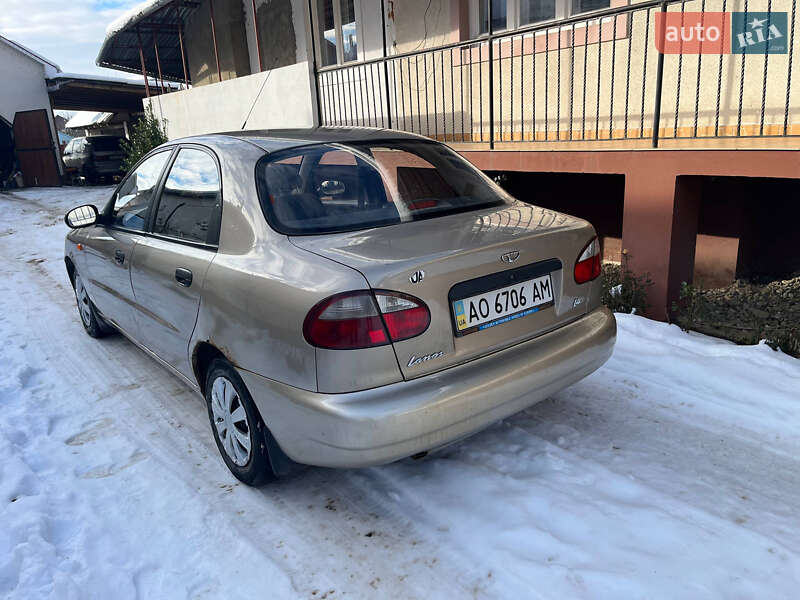 Седан Daewoo Lanos 2008 в Виноградові