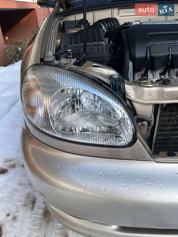 Седан Daewoo Lanos 2008 в Виноградові