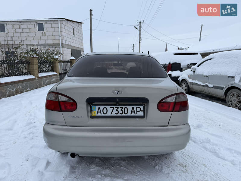 Седан Daewoo Lanos 2009 в Умани