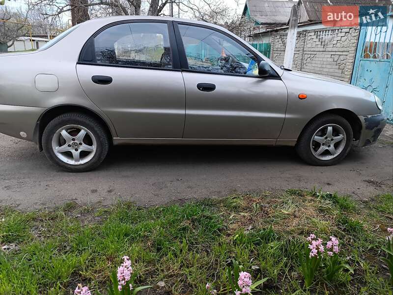 Седан Daewoo Lanos 2008 в Беляевке