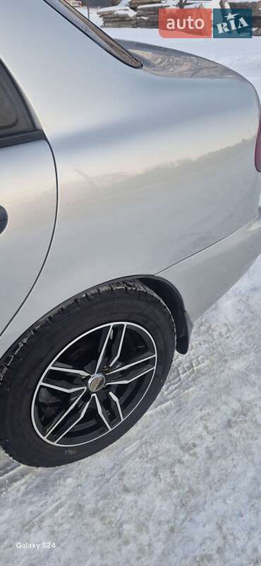 Седан Daewoo Lanos 2008 в Краснограде