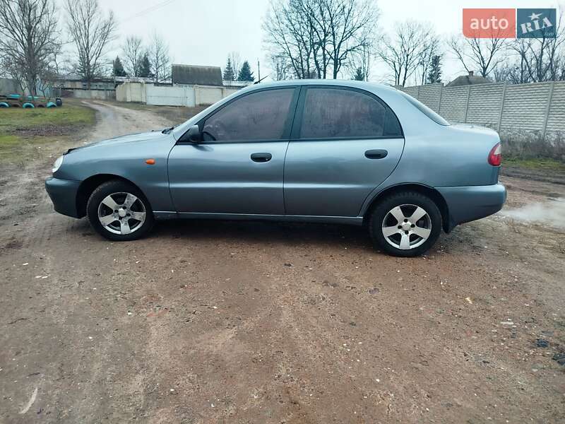 Седан Daewoo Lanos 2009 в Харкові